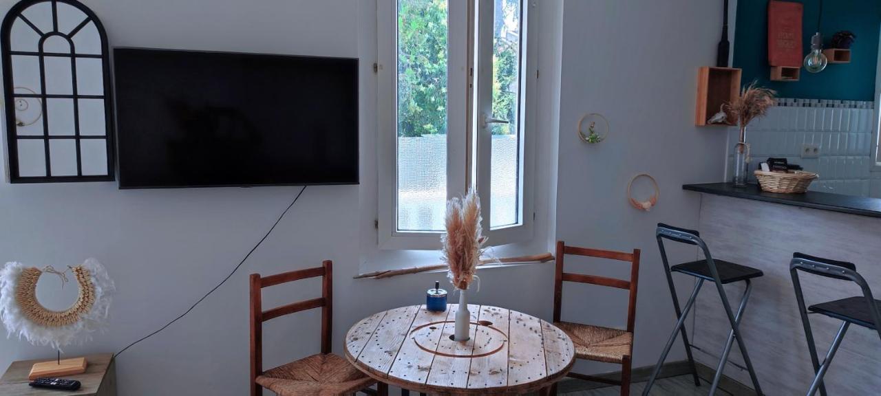 L'Appartement 7 - Centre Ville-Parking-Tv-Wifi Tarbes Exterior photo